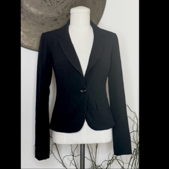 Black blazer - Picture 1 of 3